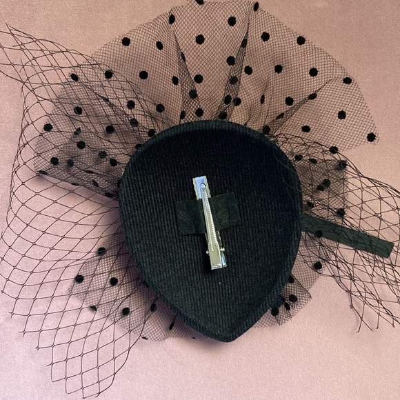 English tea party hair accessory - Picture 3 of 4